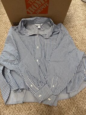 Women’s Crop Blue and White Button-Up Shirt - Classic Long Sleeve